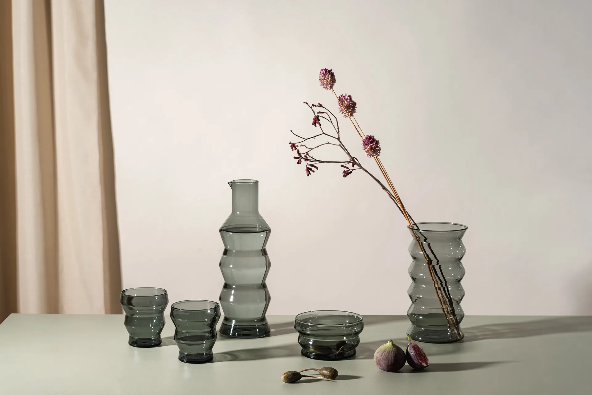 Waves carafe 1.3 L, Grey Muurla