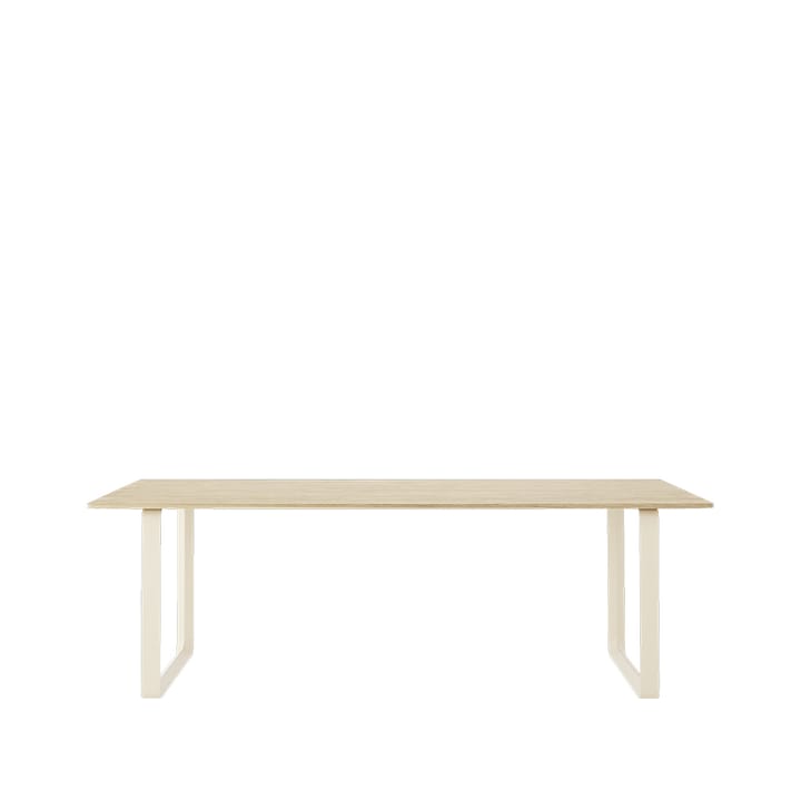 70/70 dining table 225x90 cm - Solid oak-Sand - Muuto