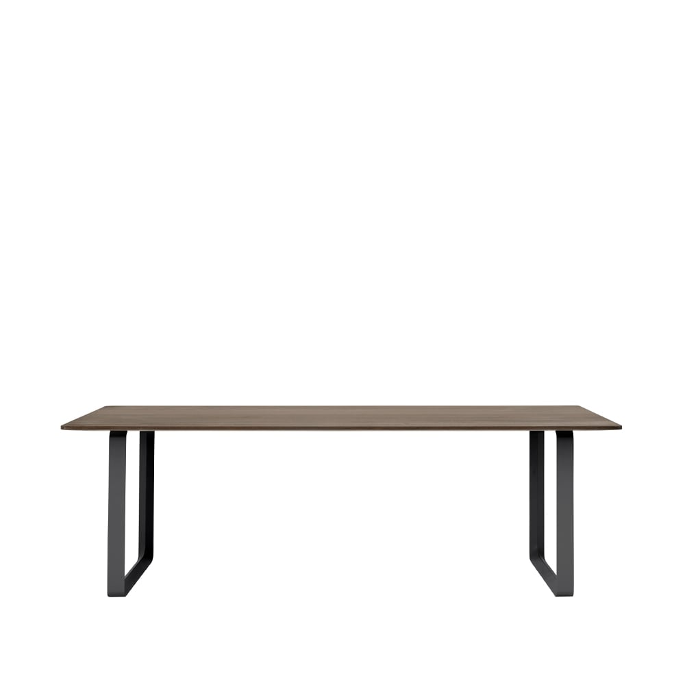 Muuto 70/70 dining table 225x90 cm Solid oak-Black | Scandinavian Design | Dining tables | Beige