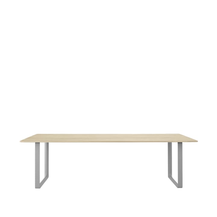 70/70 dining table 255x108 cm - Solid oak-Grey - Muuto