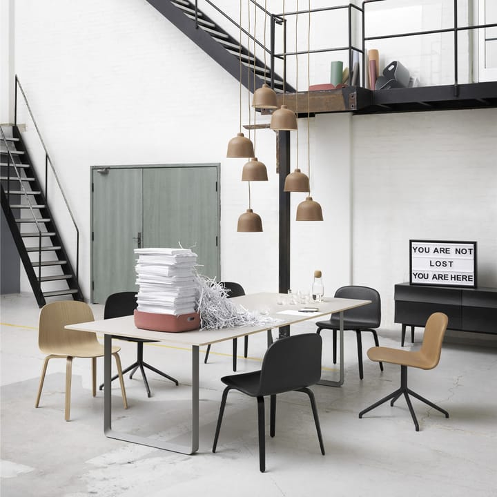 70/70 dining table 255x108 cm, Solid oak-Grey Muuto