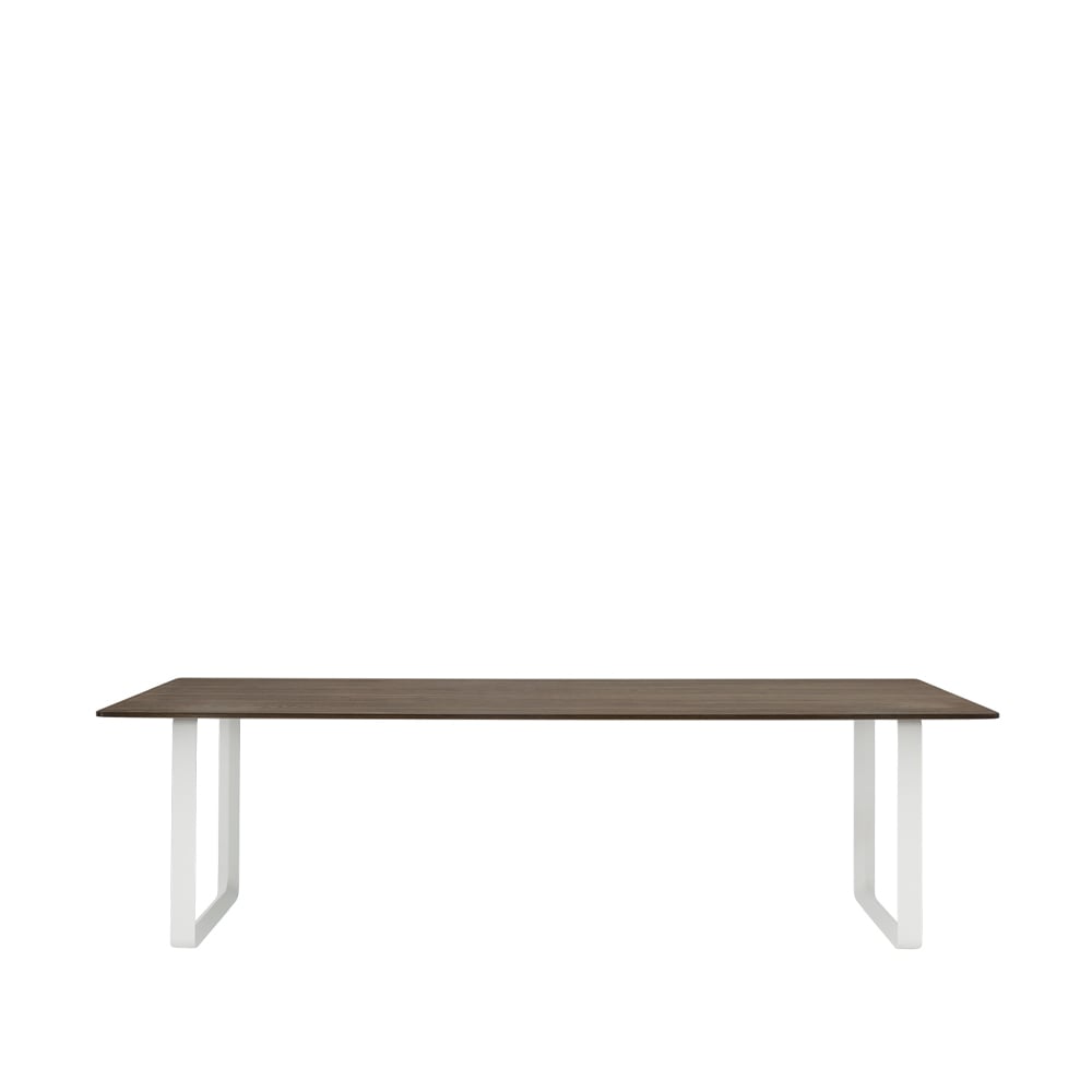 Muuto 70/70 dining table 255x108 cm Solid oak-White