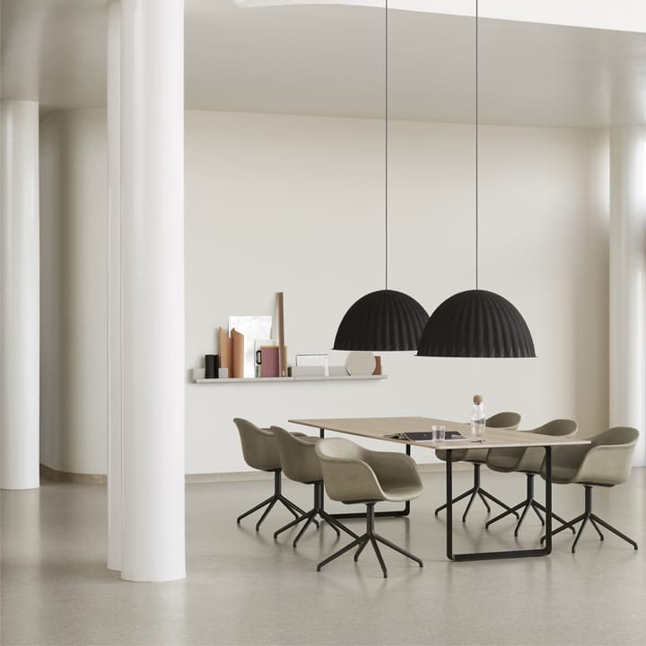 70/70 dining table 295x108 cm - Black linoleum-Plywood-White - Muuto