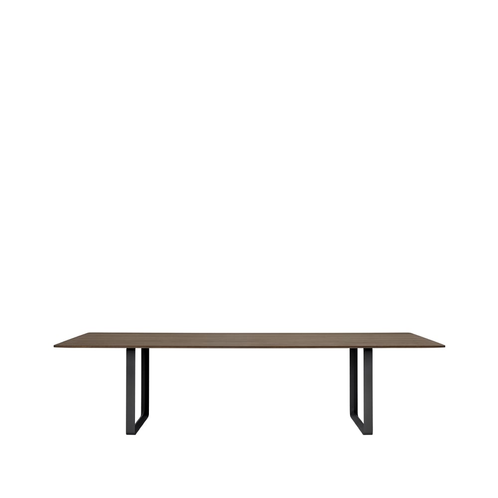 Muuto 70/70 dining table 295x108 cm Solid oak-Black