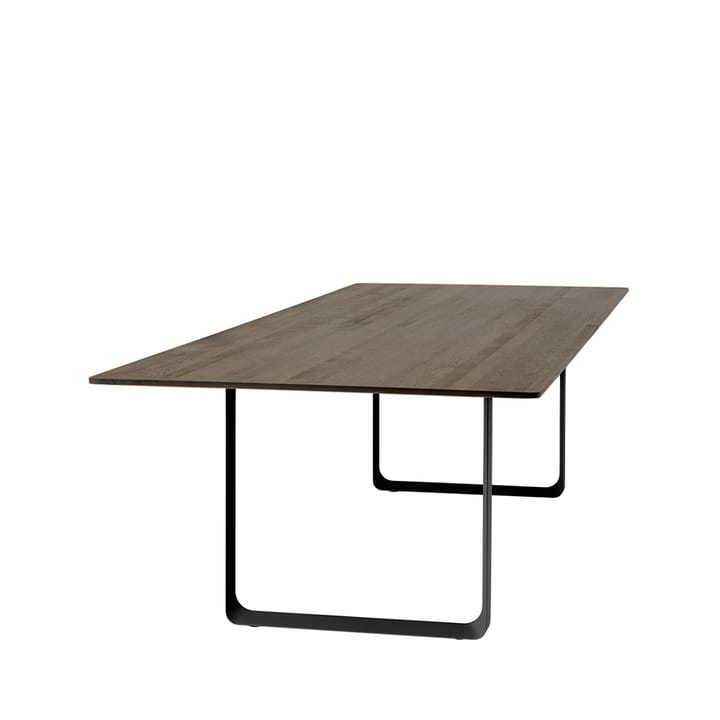 70/70 dining table 295x108 cm, Solid smoked oak-Black Muuto