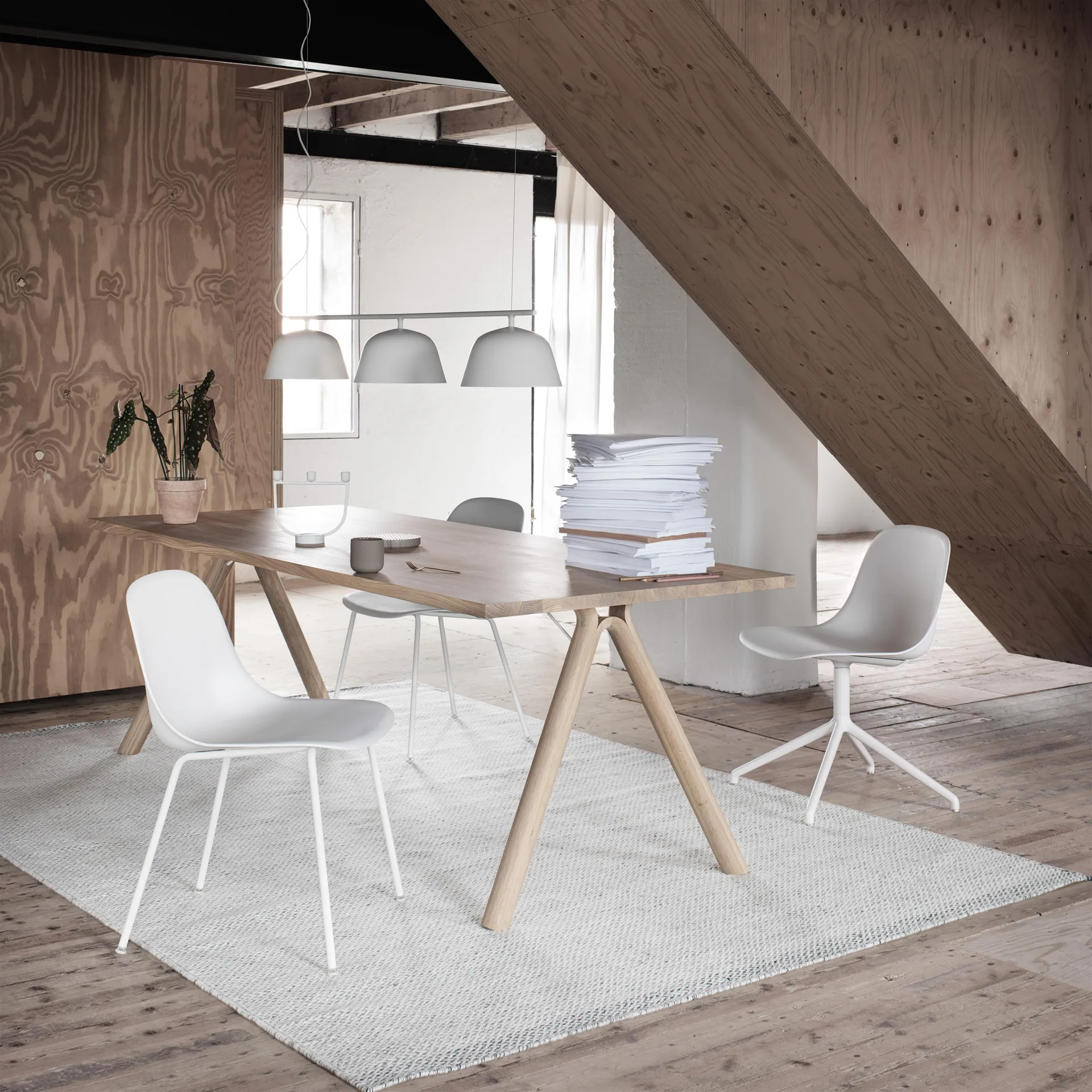 Ambit Rail ceiling lamp, grey Muuto