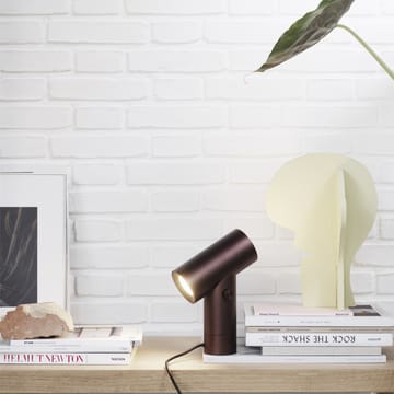 Beam table lamp - brown - Muuto