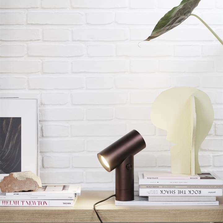 Beam table lamp, brown Muuto