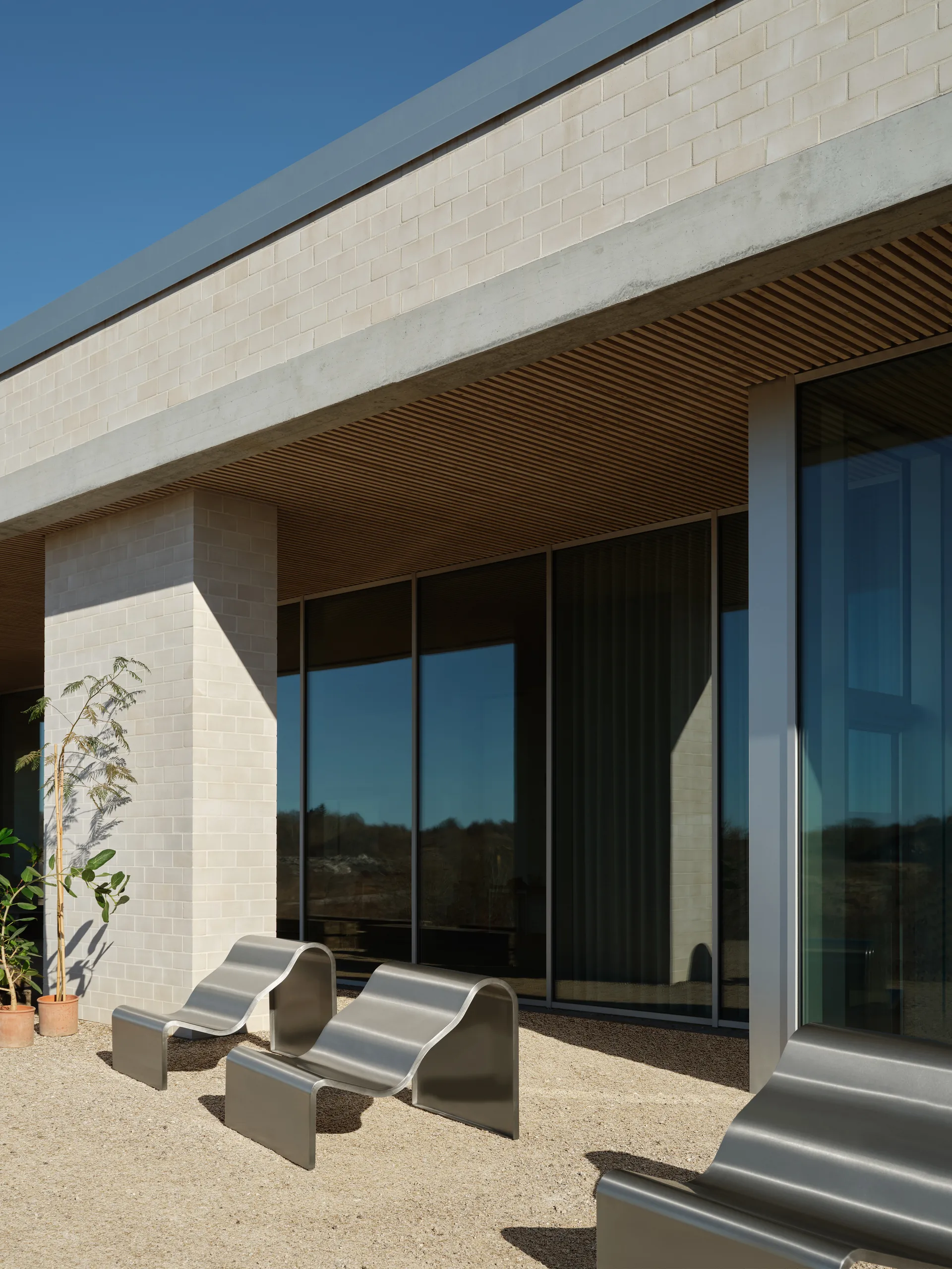 Dream View bench, Brushed steel, 100 cm Muuto