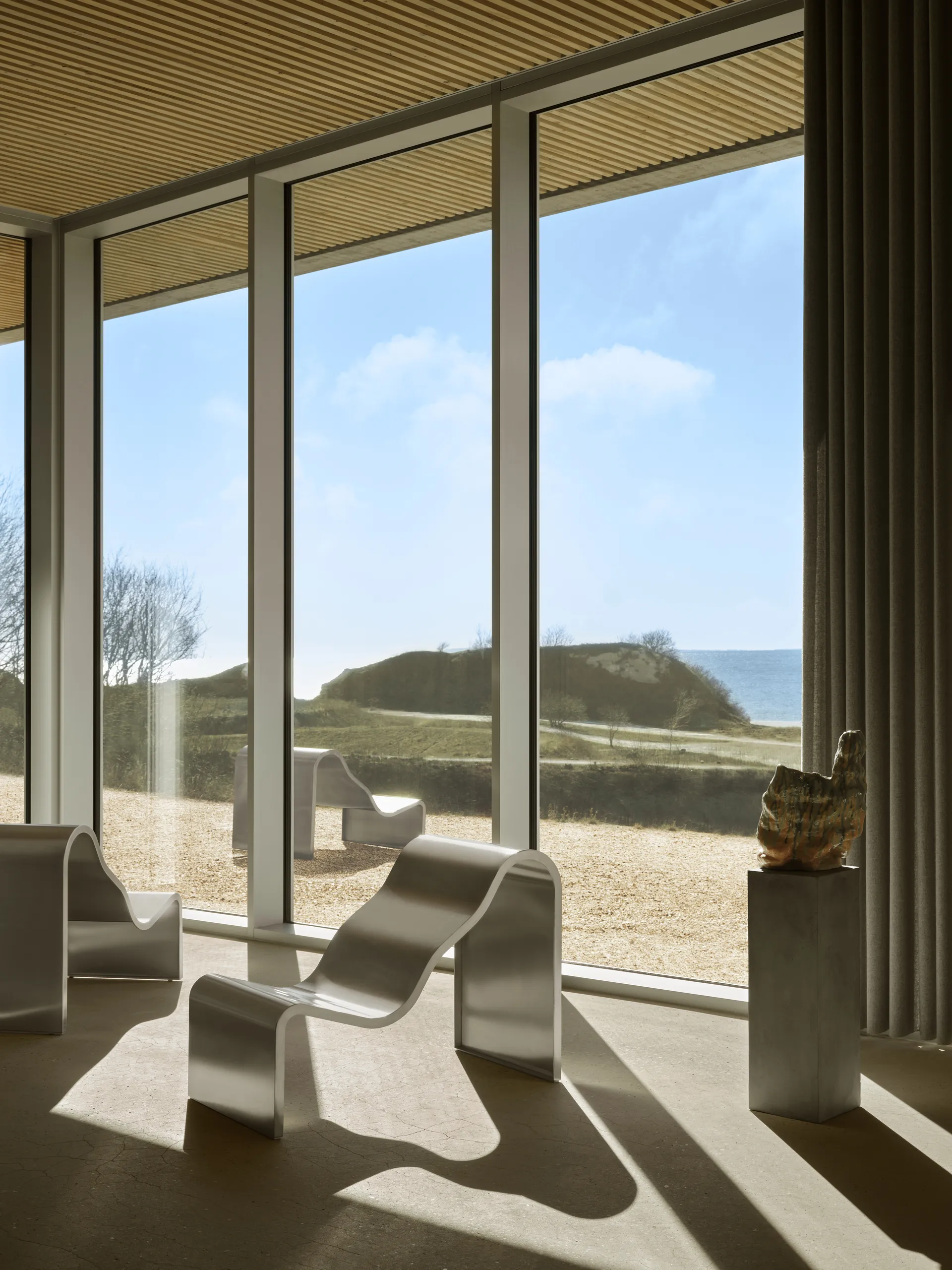 Dream View bench, Brushed steel, 60 cm Muuto