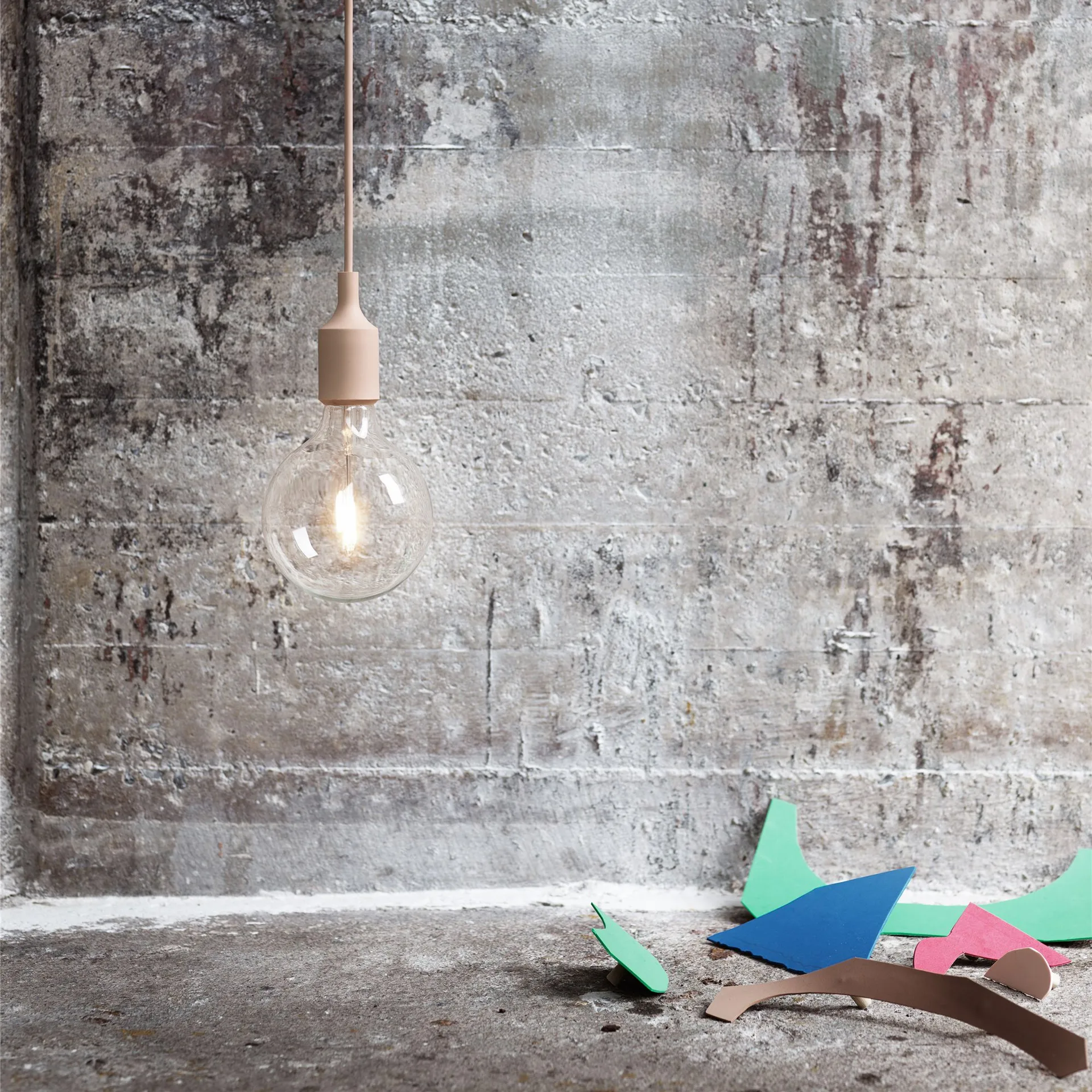 E 27 pendant lamp, Beige-rose Muuto