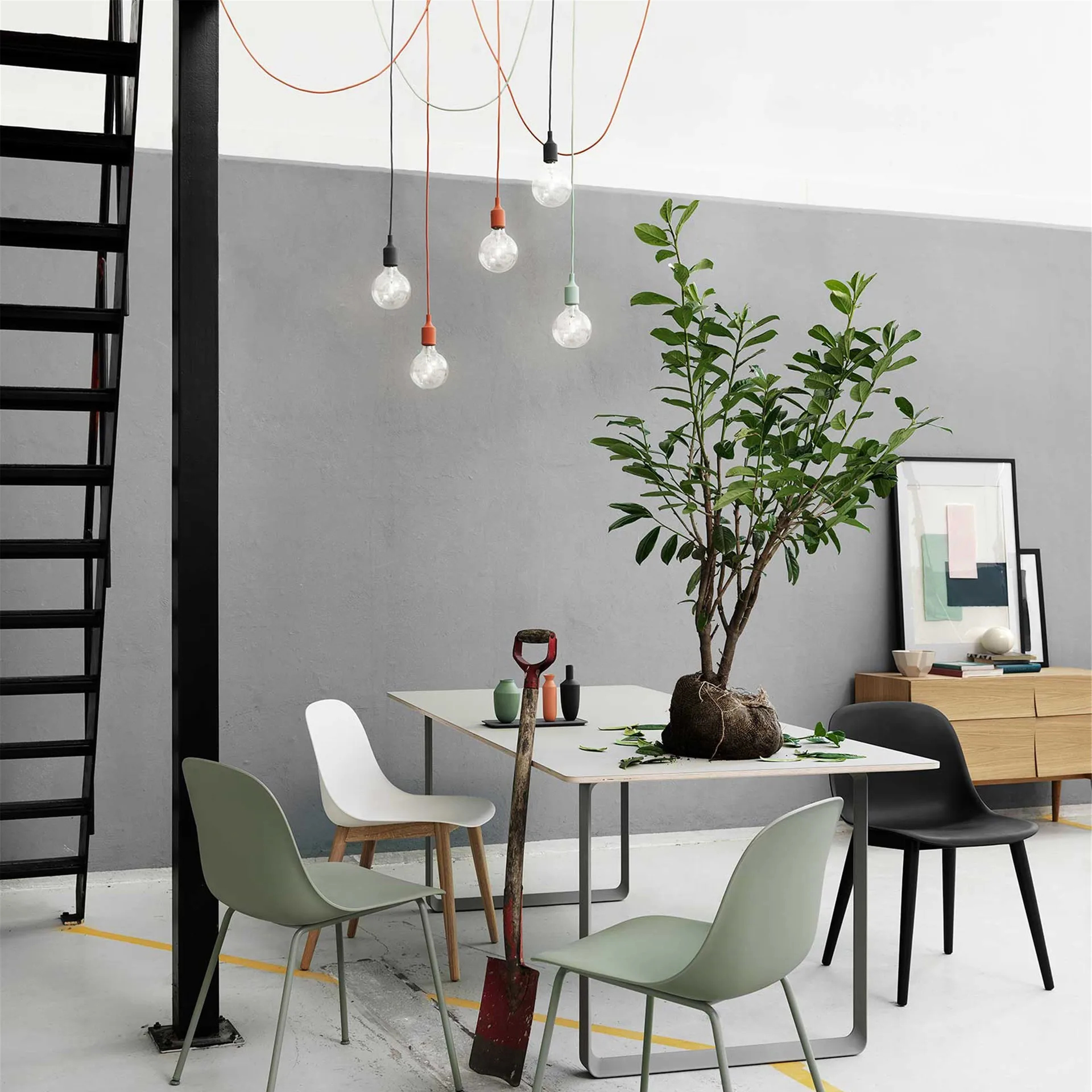 E 27 pendant lamp, black Muuto