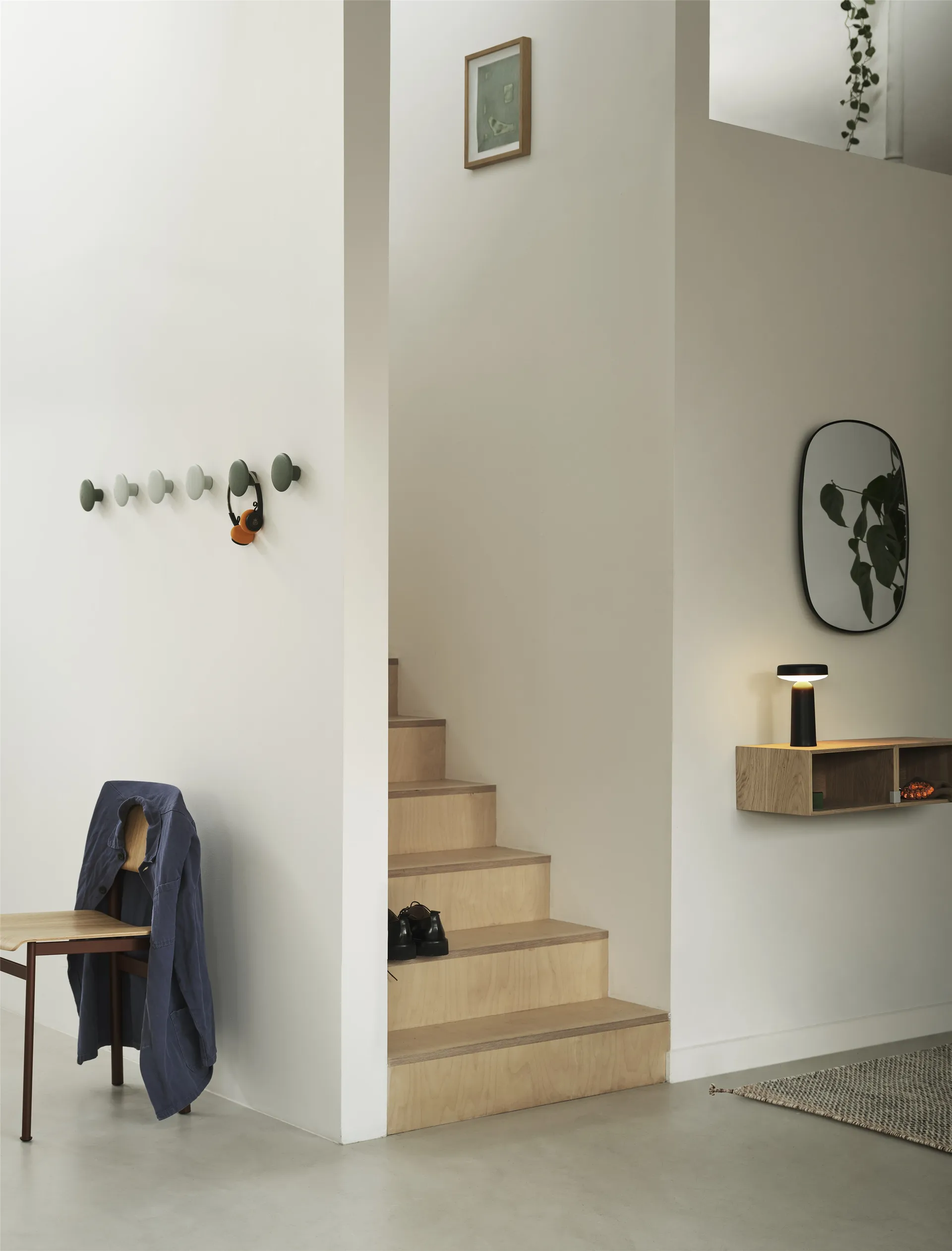 Ease portable table lamp 21.5 cm, Black Muuto