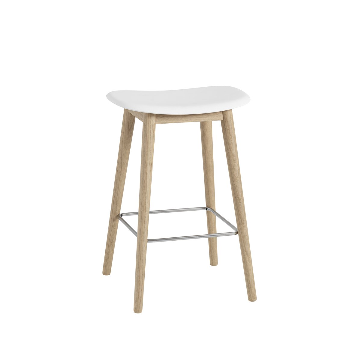 Muuto Fiber counter stool 65 cm White, oak legs | Scandinavian Design | Bar stools | White