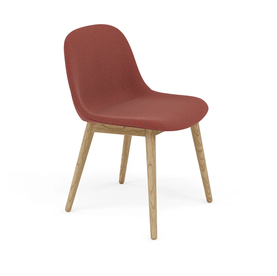 Fiber Side Chair with wooden legs from Muuto - NordicNest.com