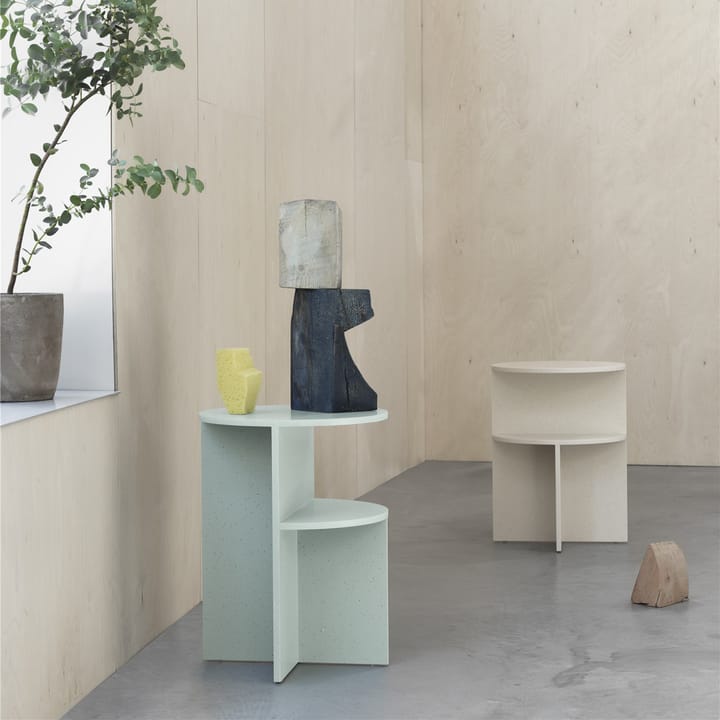 Halves side table, Sand Muuto