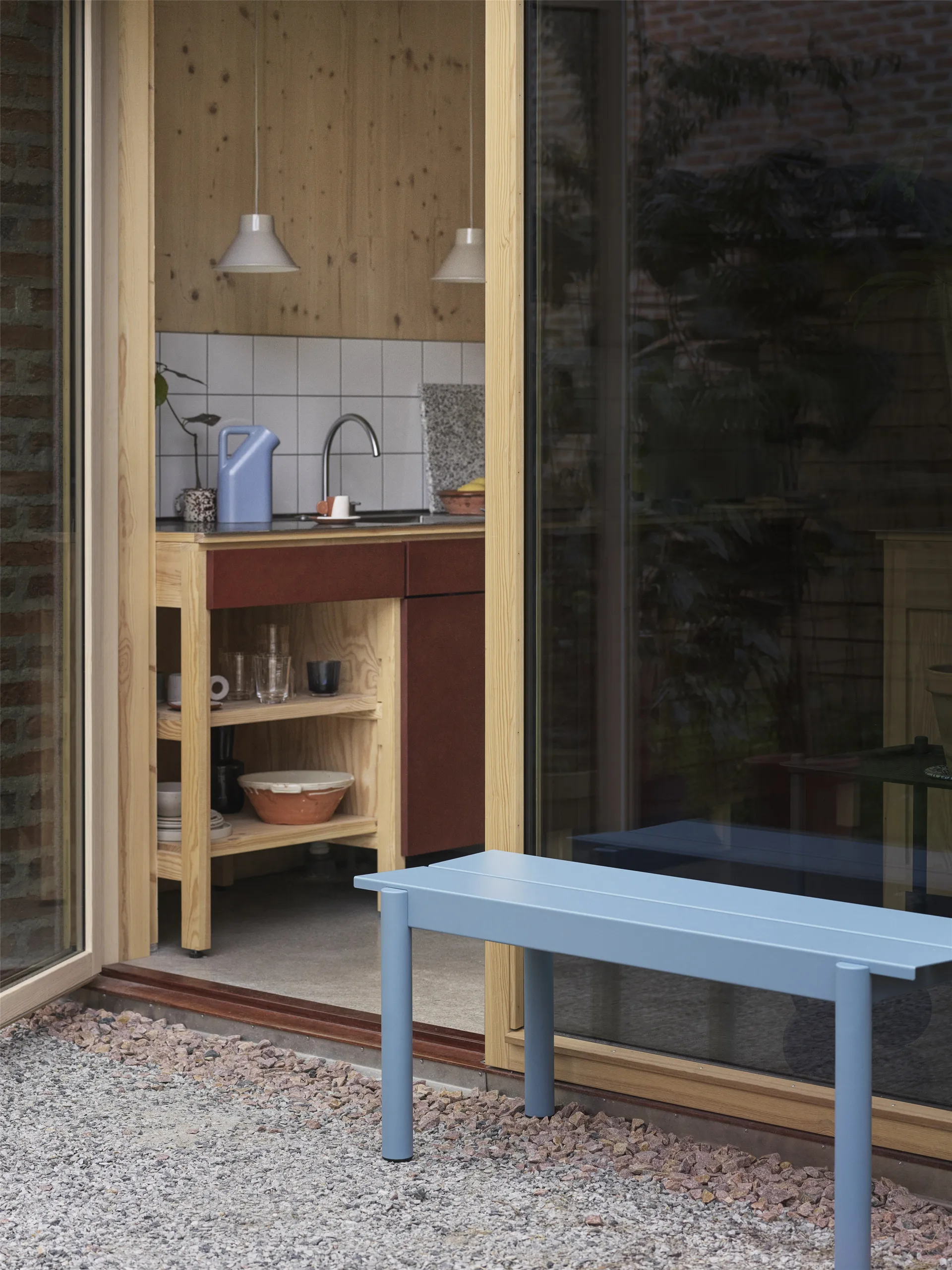 Linear steel bench 110 cm, Pale blue Muuto