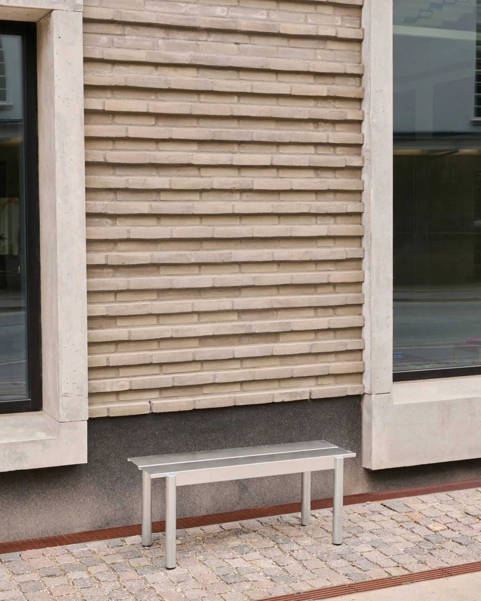 Linear steel bench 170 cm, Warm galvanized steel Muuto