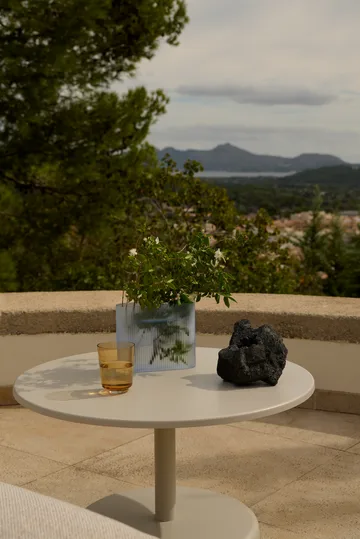 Linear Steel coffee table - Grey, Ø70x40 cm - Muuto