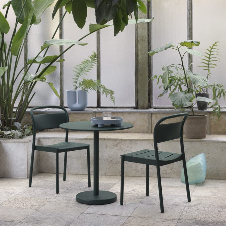 Linear steel table Ø70 cm, Dark green Muuto