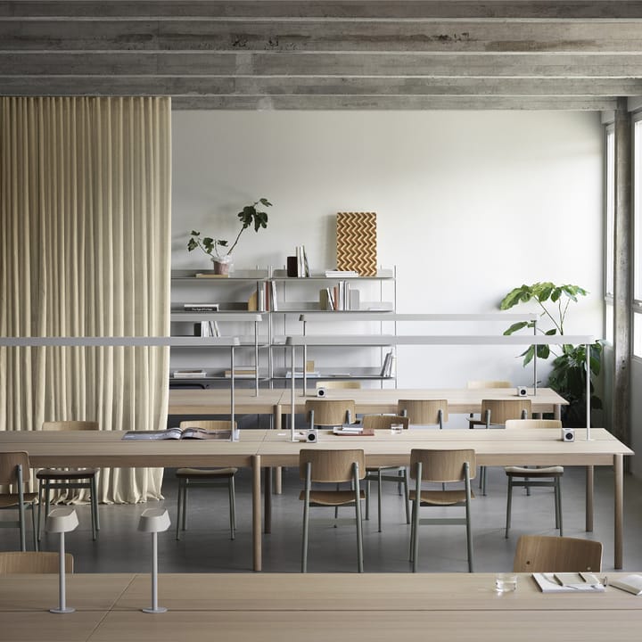 Linear System table 142x240 cm, White laminate-white ABS-oak Muuto