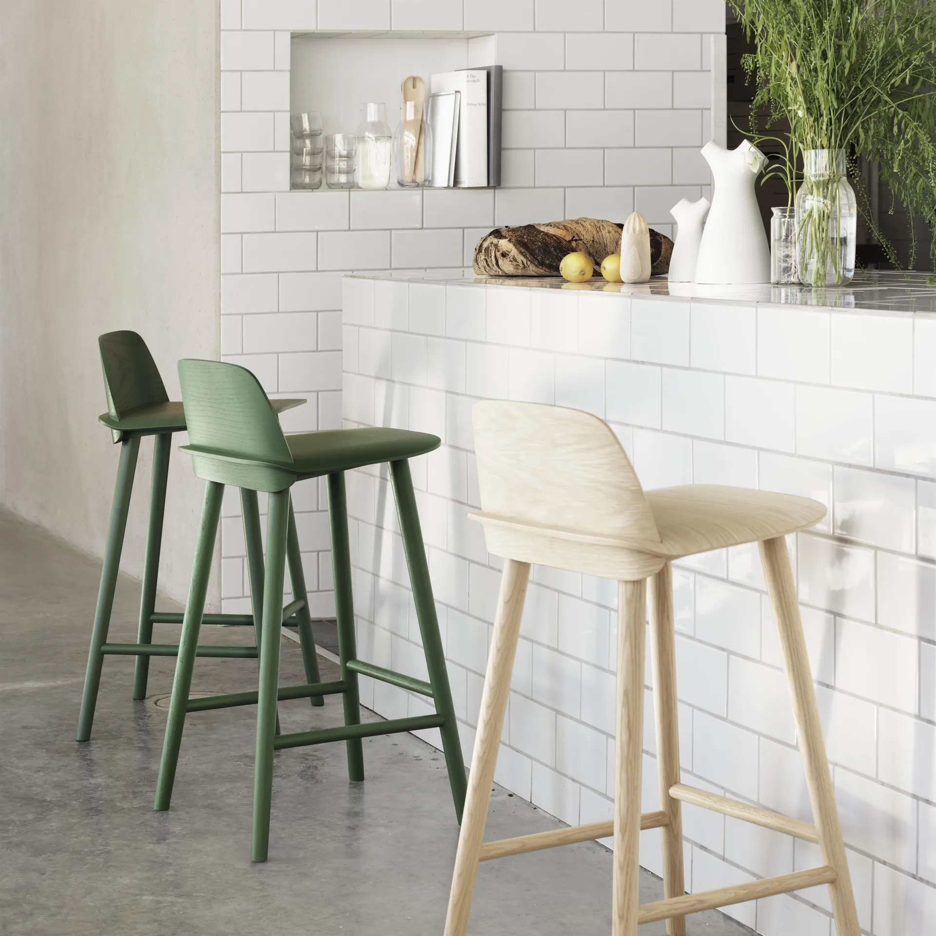 Nerd Barstool, Oak Muuto
