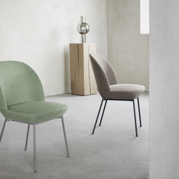 Oslo side chair fabric upholstered - Twill weave 530-Chrome - Muuto