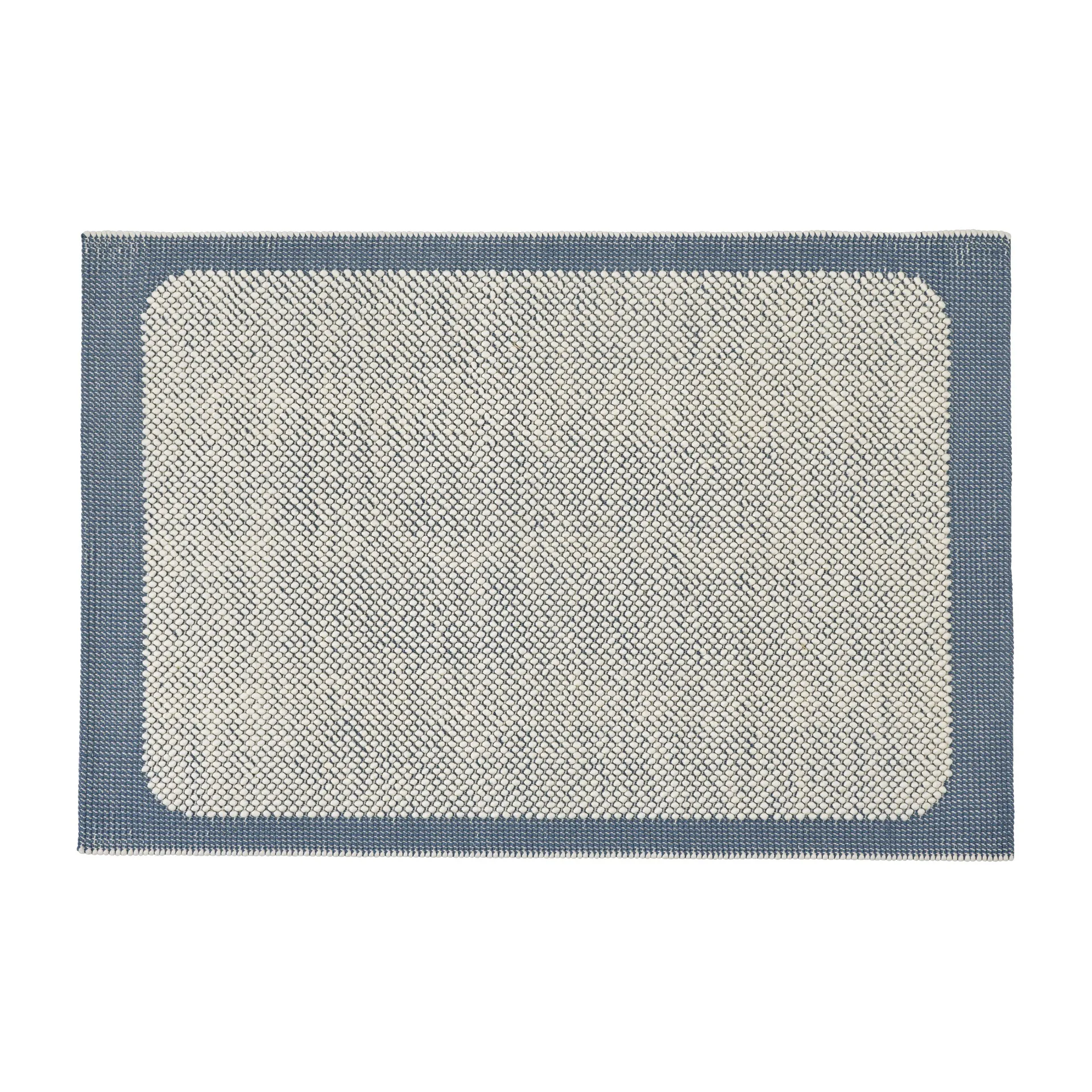Pebble rug 170x240 cm, Pale blue Muuto