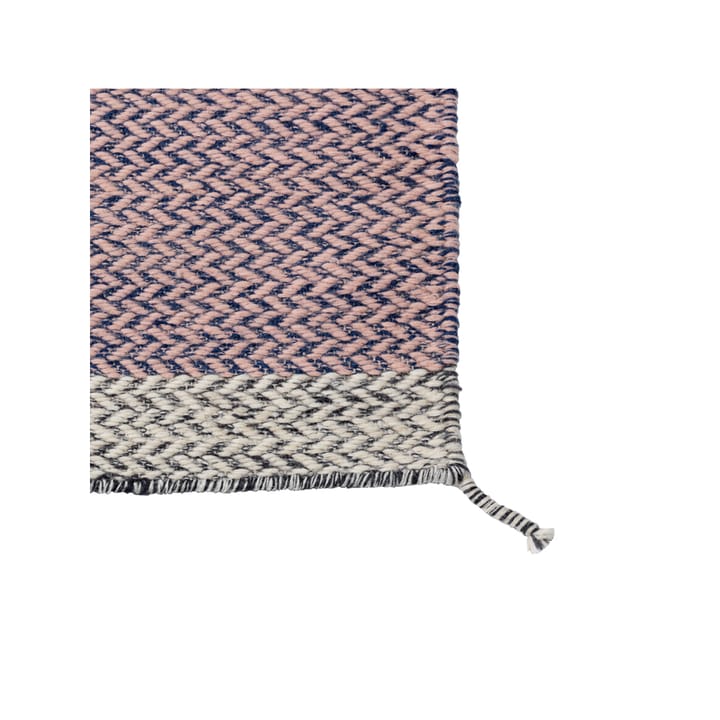 Ply wool rug 170x240 cm, Rose (rosa) Muuto