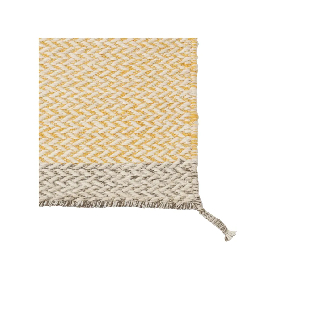 Ply wool rug 170x240 cm, yellow Muuto