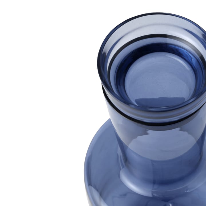 Raise carafe, Dark blue Muuto