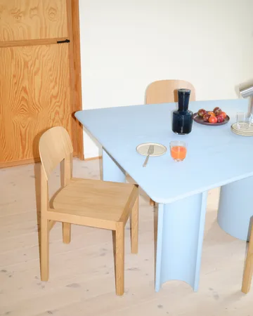 Re-norm dining table - Light blue, 130x120 cm - Muuto