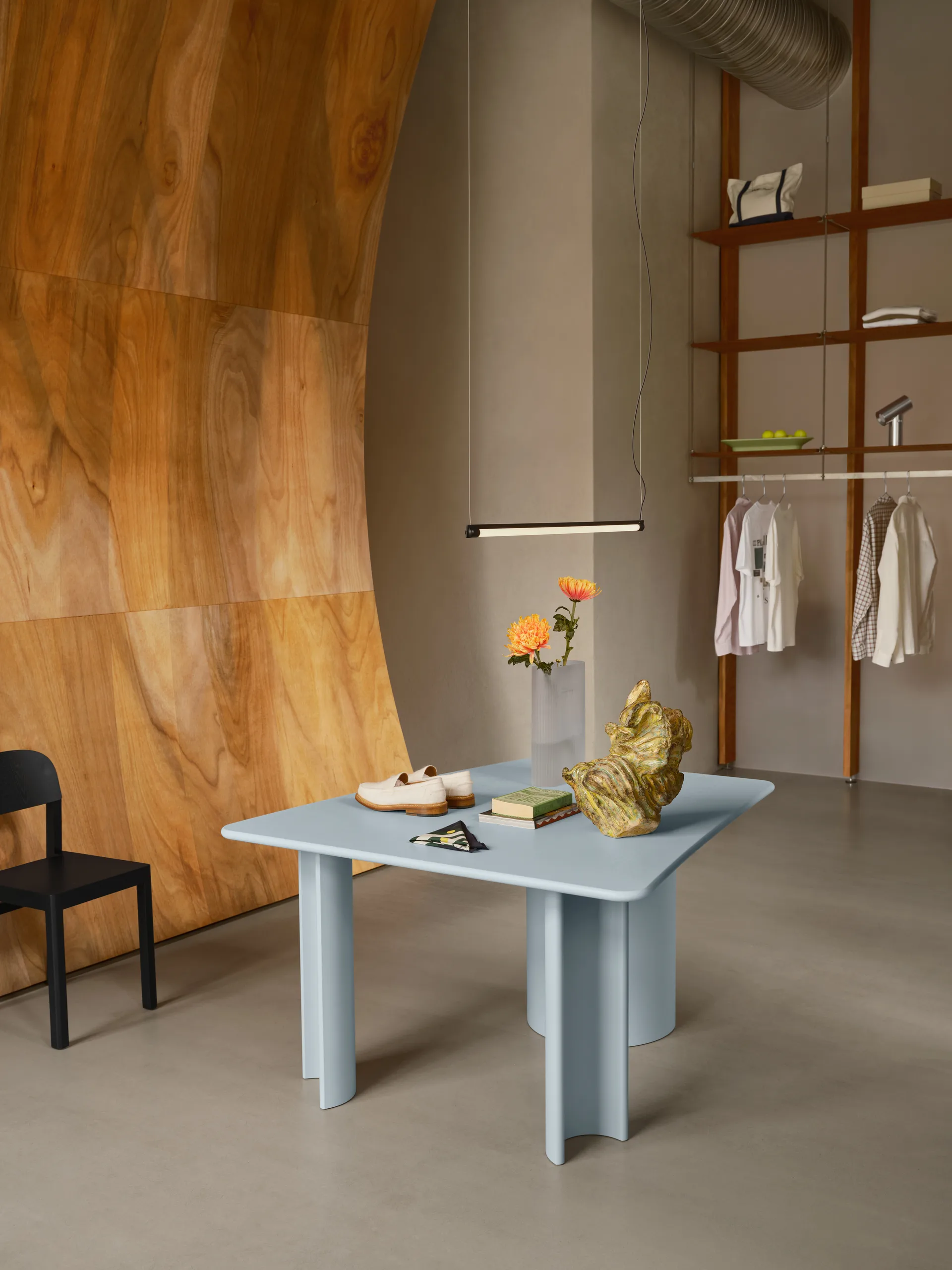 Re-norm dining table, Light blue, 130x120 cm Muuto