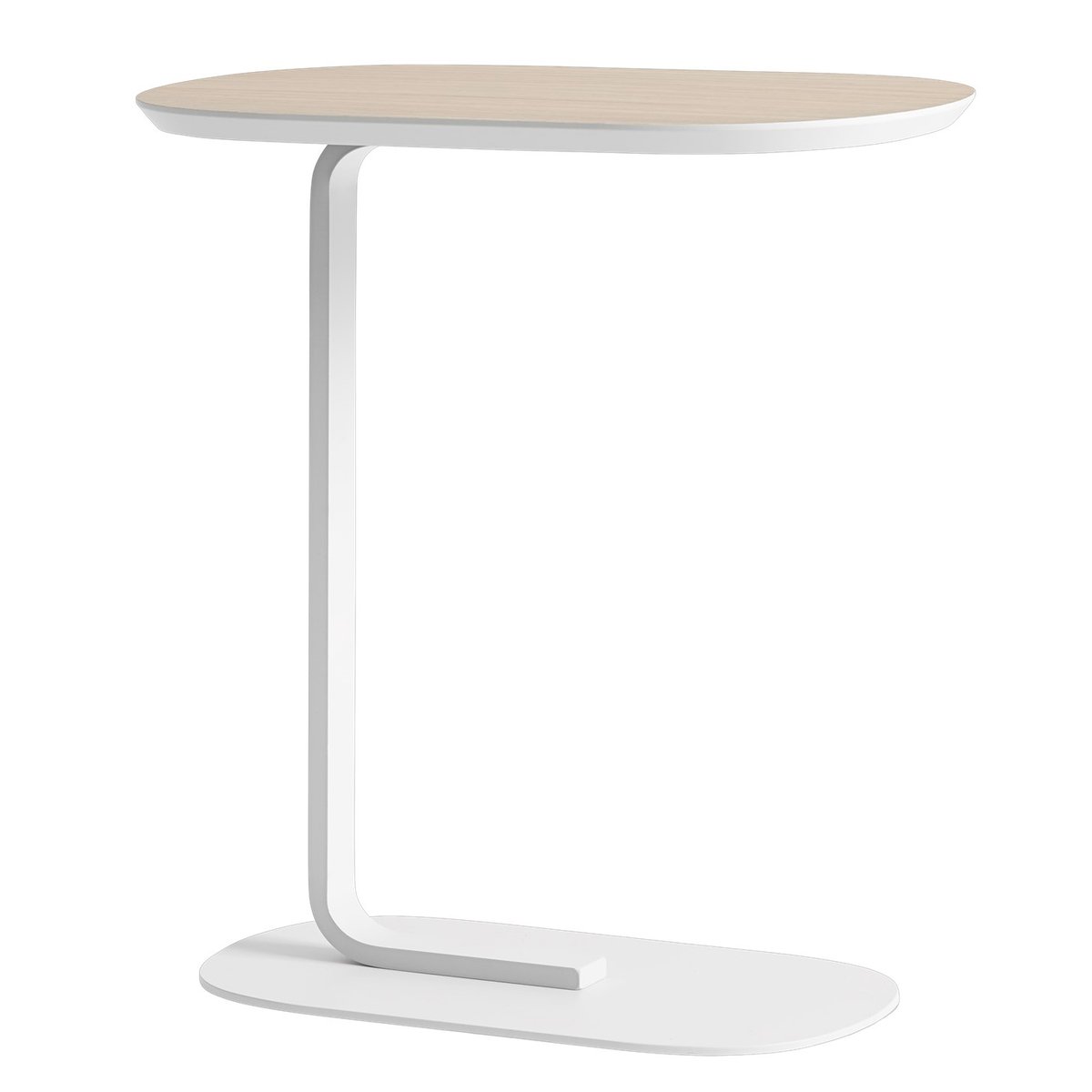 Muuto Relate sidetable 60,5 cm oak, white | Scandinavian Design | Side tables | Black
