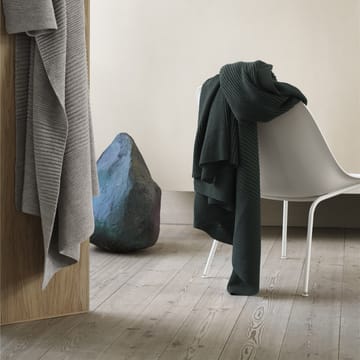 Rhythm woolfilt 130x160 cm - Dark green - Muuto