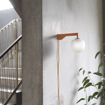 Rime wall lamp - Orange - Muuto