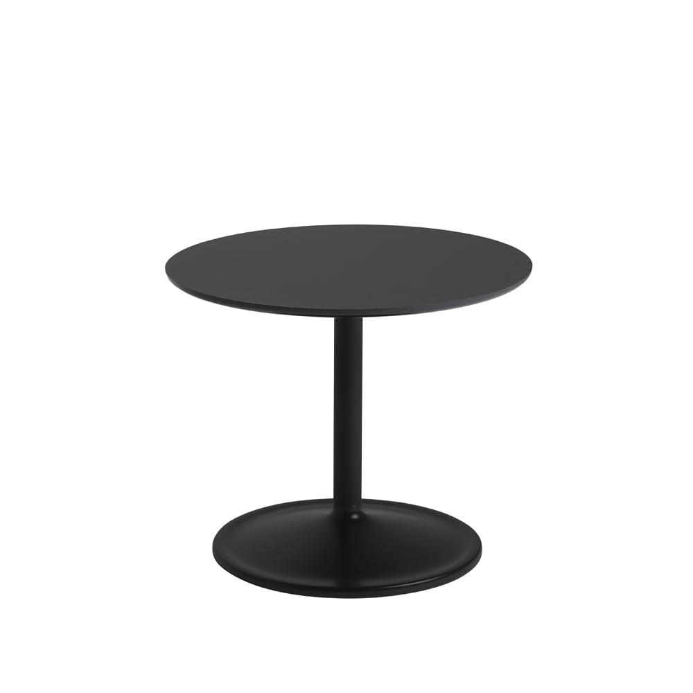 Muuto Soft side table o48cm Black nanolaminate H: 40 cm