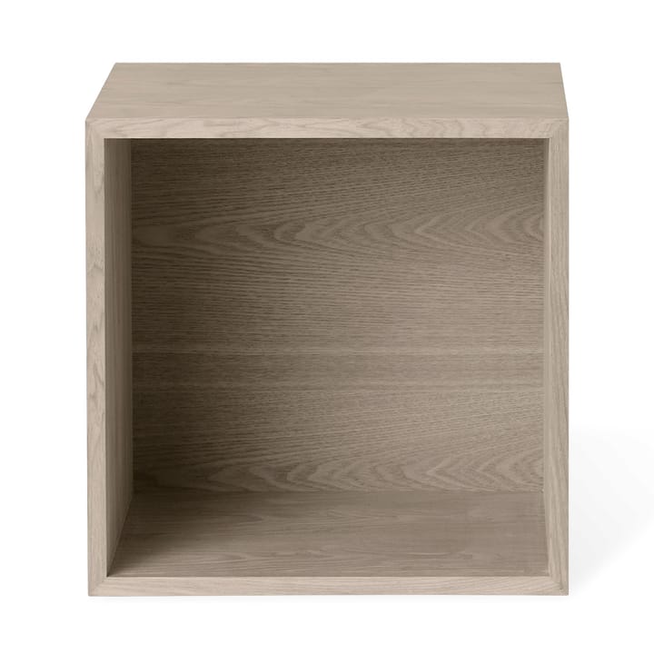 Stacked 2.0 shelving with back plate, medium - oak - Muuto