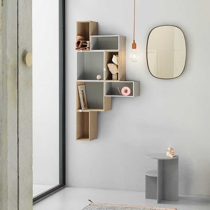 Stacked 2.0 shelving with back plate, small - oak - Muuto