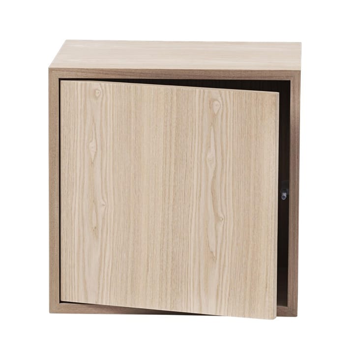 Stacked 2.0 shelving with door, medium, oak Muuto