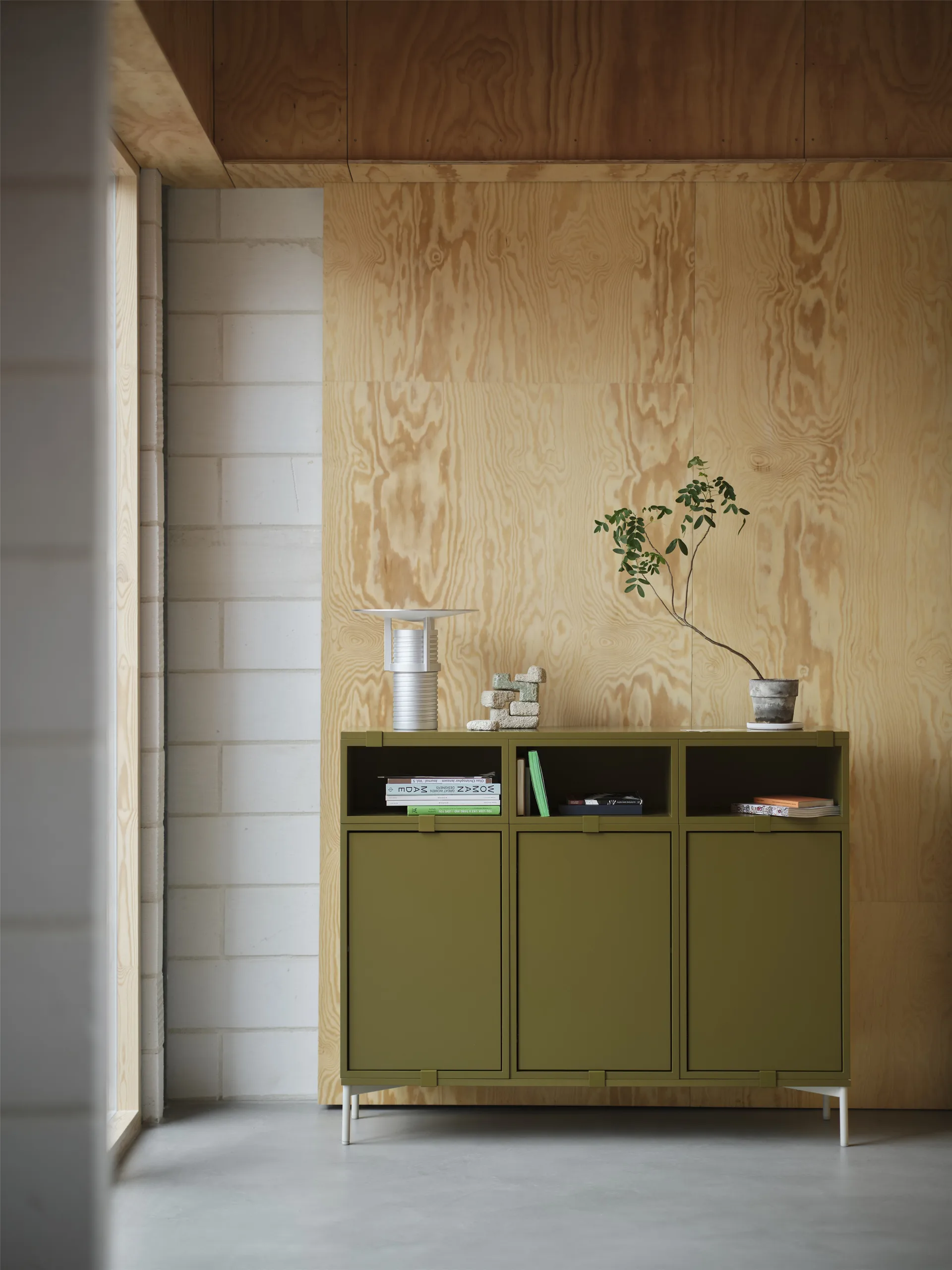 Stacked storage system Sideboard Configuration 3, Oak Muuto