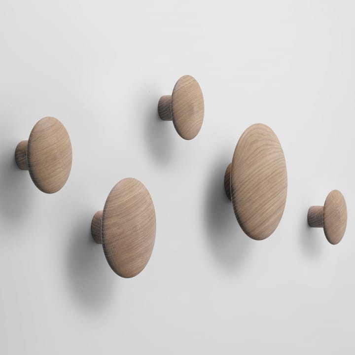 The Dots coat hooks, 5-pack - oak - Muuto