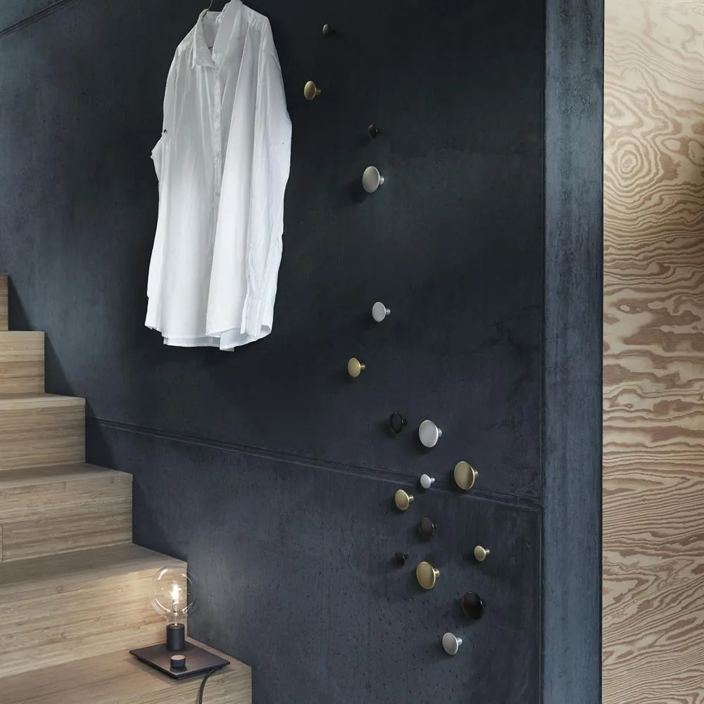 The dots hooks aluminium, Large Muuto