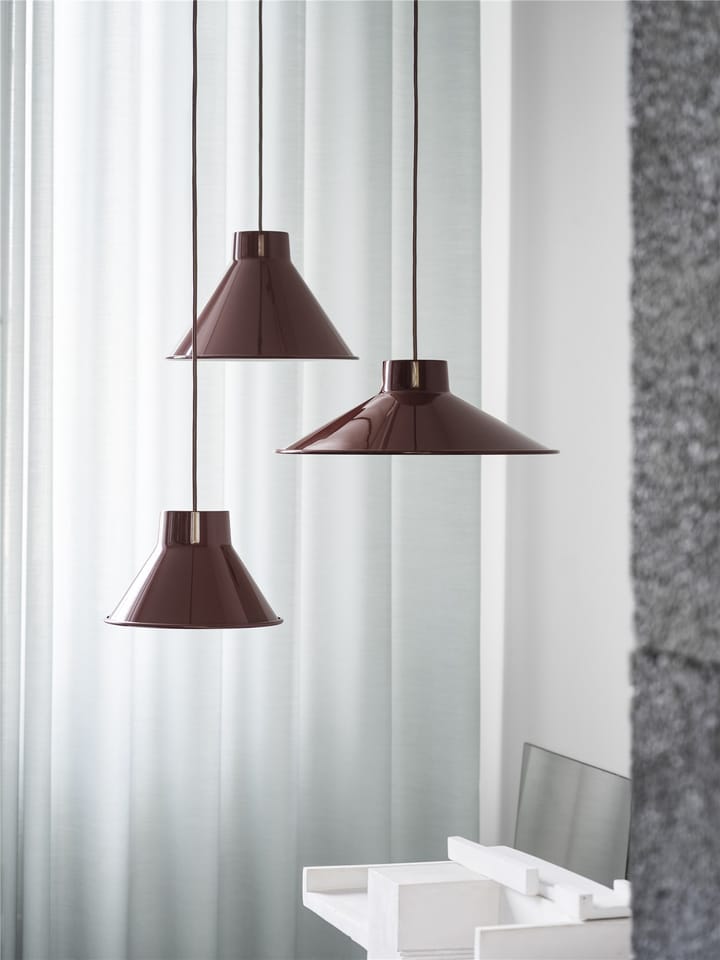 Top ceiling lamp Ø36 cm - Deep red - Muuto