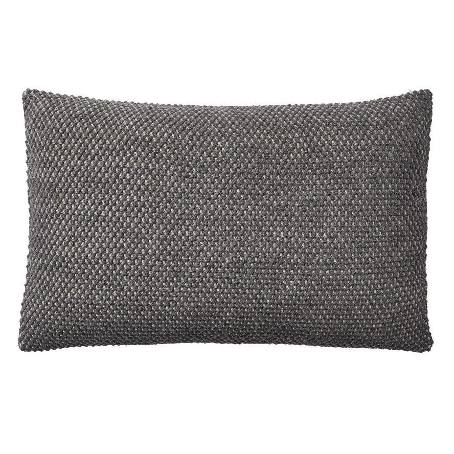 Twine cushion 50x80 cm from Muuto - NordicNest.com