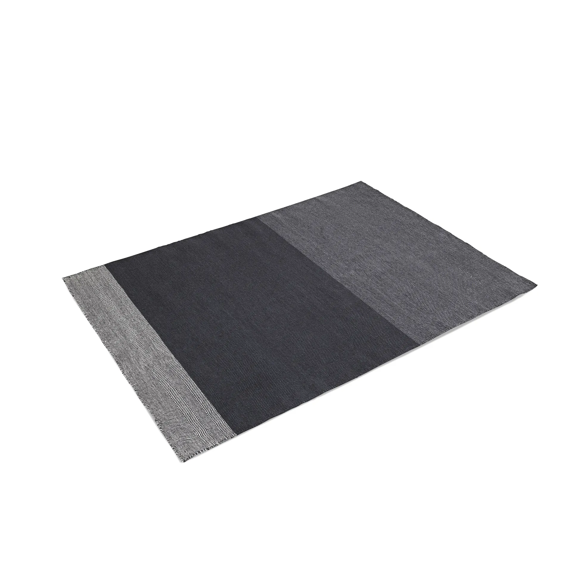 Varjo rug 170x240 cm, dark grey Muuto