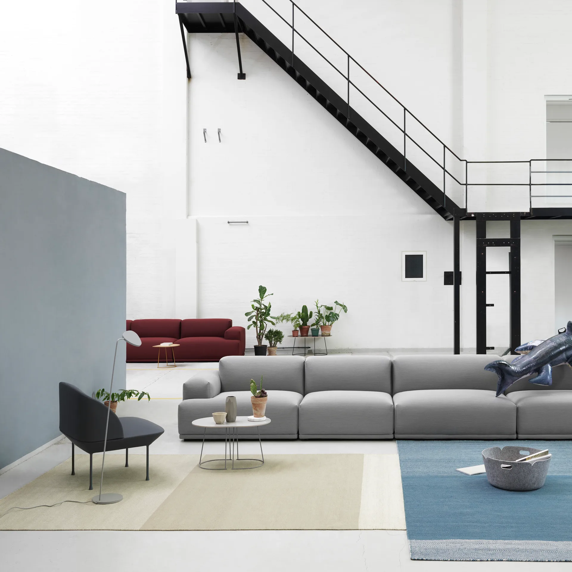 Varjo rug 200x300 cm, blue Muuto