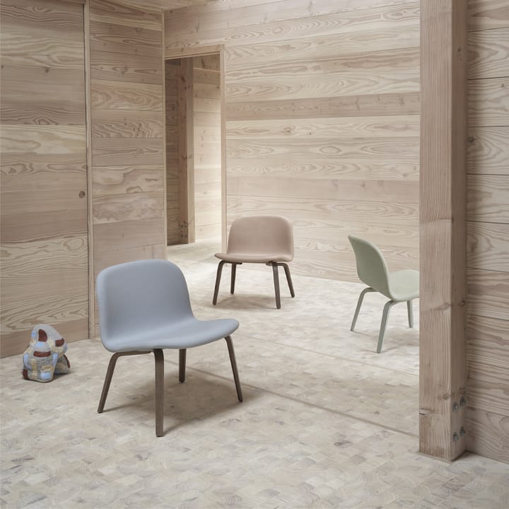 Visu lounge chair upholstered chair, Refine leather cognac-oak Muuto