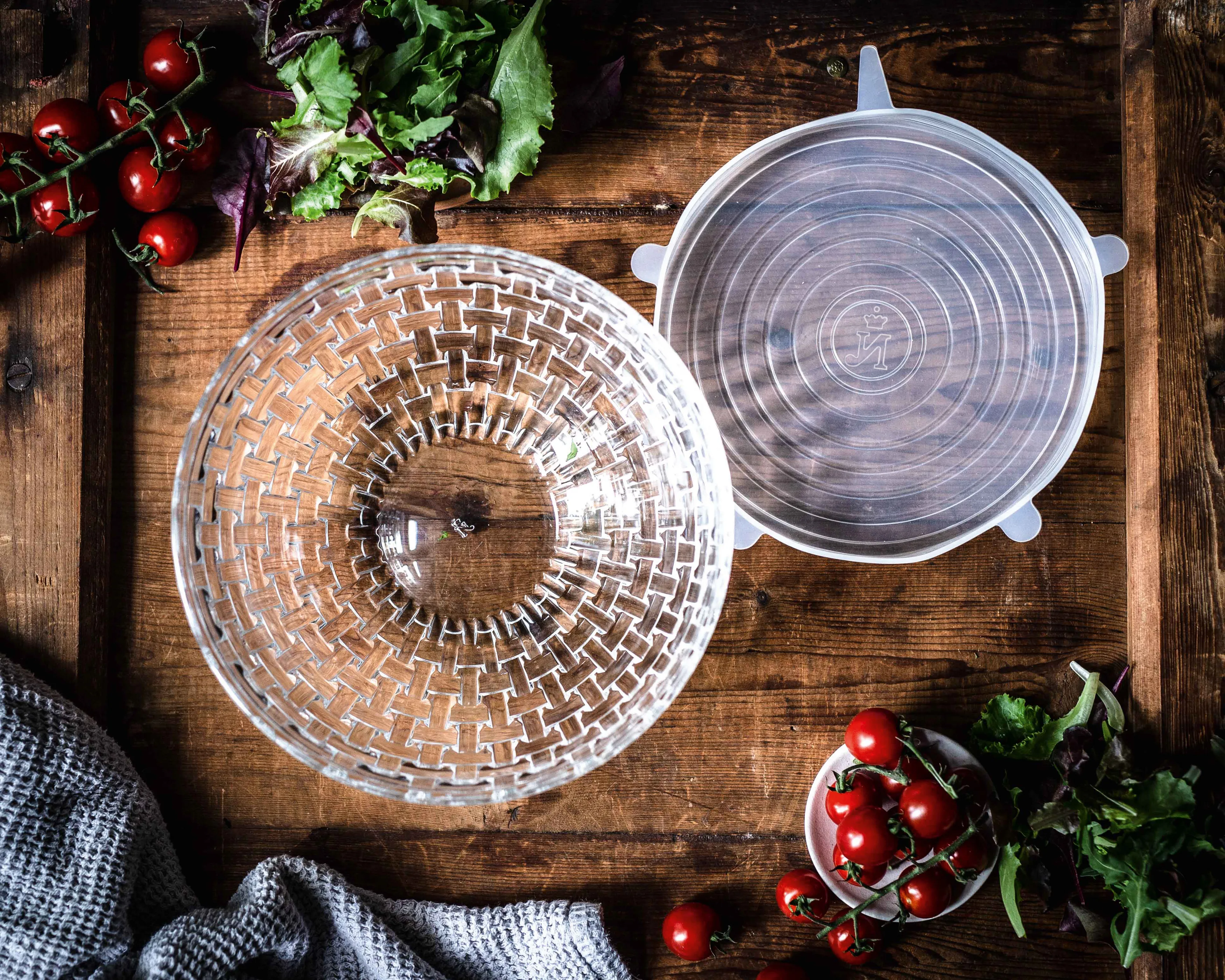 Bossa Nova bowl with silicon lid Ø23 cm from Nachtmann