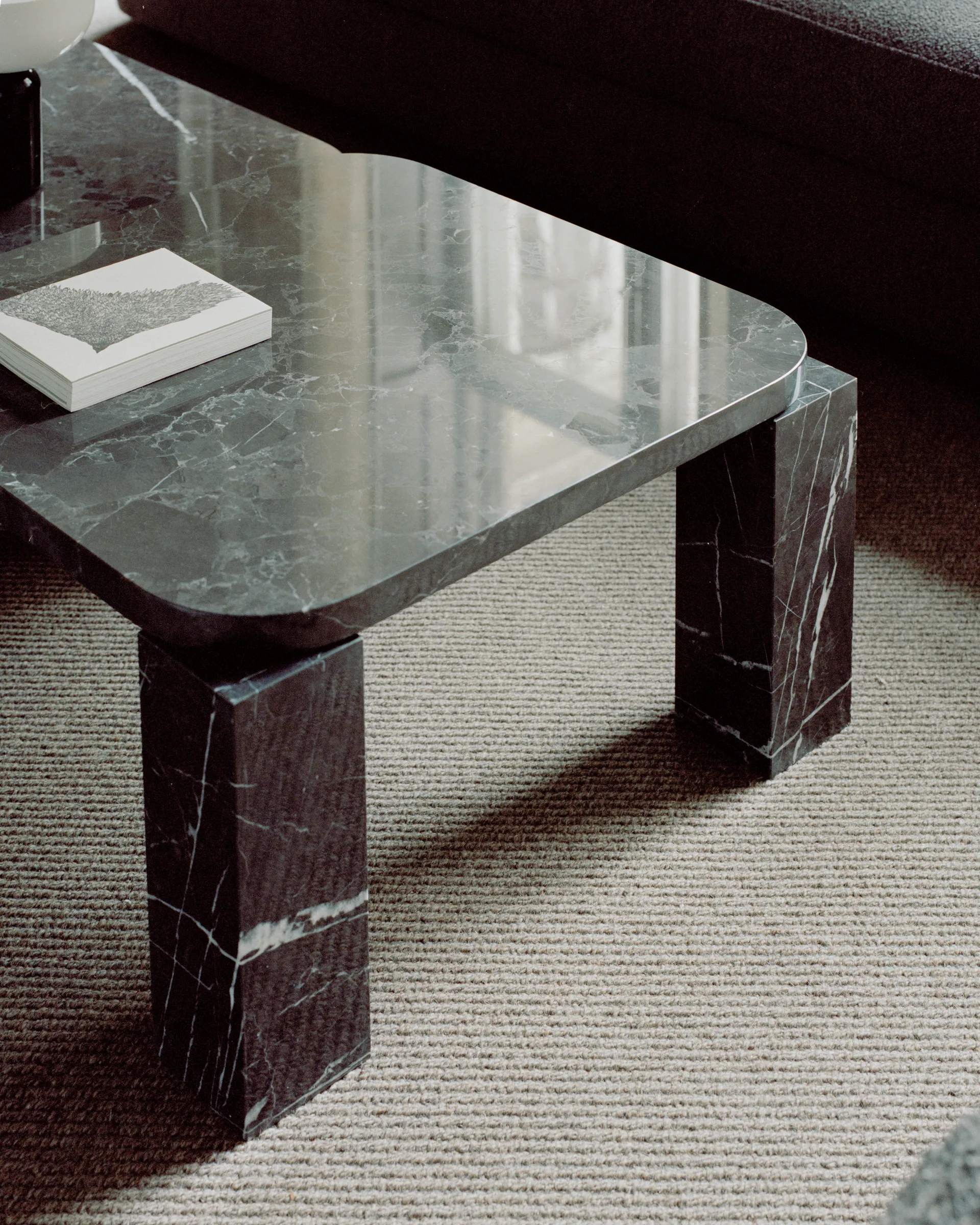 Atlas coffee table 60x60 cm, Costa black marble New Works